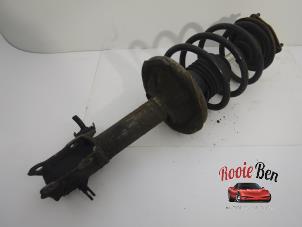 Used Front shock absorber rod, left Nissan Almera (N16) 2.2 Di 16V Price € 20,00 Margin scheme offered by Rooie Ben autodemontage