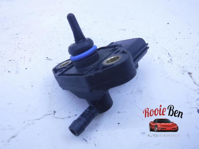 Fuel pressure sensor from a Ford (USA) Mustang V Convertible 4.0 V6 2007