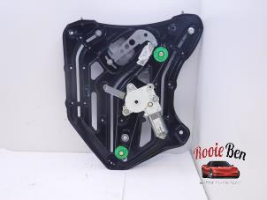 Used Rear window mechanism 2-door, left Saab 9-3 II (YS3F) 2.0T 16V BioPower Price on request offered by Rooie Ben autodemontage