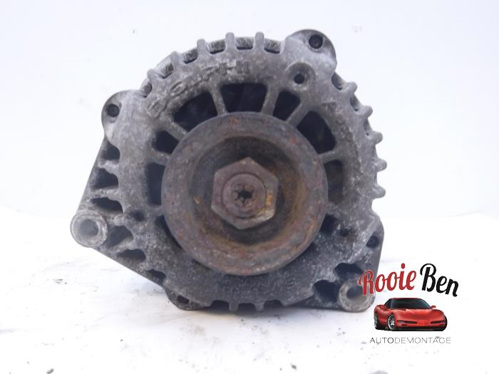 Begagnade Dynamo GMC Yukon 5.7 4x4 Pris € 45,00 Marginaltabell erbjuds av Rooie Ben autodemontage