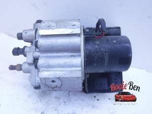 Used ABS pump GMC Yukon 5.7 4x4 Price on request offered by Rooie Ben autodemontage
