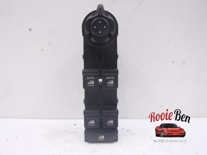 Usados Interruptor combinado de ventanillas Jeep Renegade (BU) 1.6 Multijet 16V Precio € 15,00 Norma de margen ofrecido por Rooie Ben autodemontage