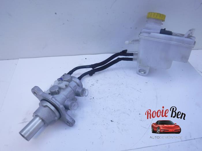 Used Master cylinder Jeep Renegade (BU) 1.6 Multijet 16V Price € 50,00 Margin scheme offered by Rooie Ben autodemontage
