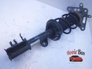 Used Rear shock absorber rod, left Jeep Renegade (BU) 1.6 Multijet 16V Price on request offered by Rooie Ben autodemontage
