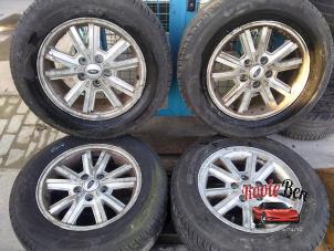 Gebrauchte Felgen Set + Reifen Ford Usa Mustang V 4.6 GT V8 24V Preis auf Anfrage angeboten von Rooie Ben autodemontage