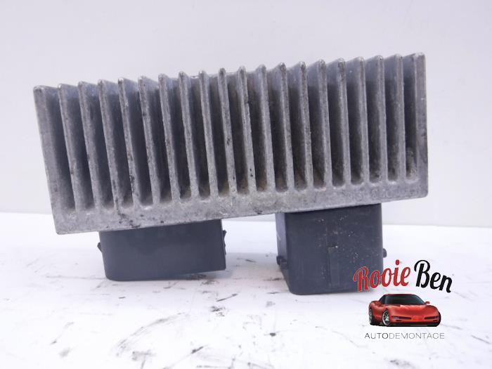 Glow plug relay Renault Kangoo Express 1.5 dCi 90 FAP 271206395R