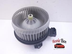 Usados Motor de ventilador de calefactor Dodge Caliber 2.0 16V Precio de solicitud ofrecido por Rooie Ben autodemontage