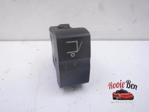 Used Tailgate switch Mercedes Sprinter 5t (906.15/906.25) 519 CDI V6 24V Price on request offered by Rooie Ben autodemontage