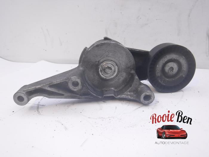 Usados Rodillo tensor correa múltiple Volkswagen Touran (1T1/T2) 1.9 TDI 105 Euro 3 Precio € 15,00 Norma de margen ofrecido por Rooie Ben autodemontage