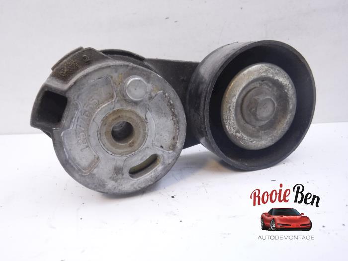 Usados Rodillo tensor correa múltiple Cadillac SRX 3.6 V6 24V AWD Precio € 15,00 Norma de margen ofrecido por Rooie Ben autodemontage