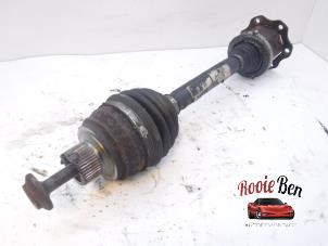 Used Front drive shaft, left Audi A8 (D4) 3.0 TDI V6 24V Quattro Price on request offered by Rooie Ben autodemontage