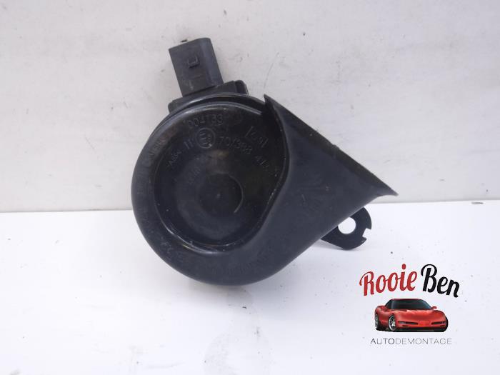 Usados Bocina Porsche 911 (991) 3.8 24V Turbo S Precio € 15,00 Norma de margen ofrecido por Rooie Ben autodemontage
