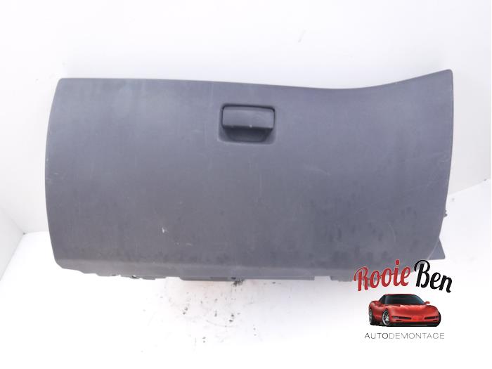 Begagnade Handskfack Citroen C4 Picasso (UD/UE/UF) 1.6 16V VTi 120 Pris € 30,00 Marginaltabell erbjuds av Rooie Ben autodemontage