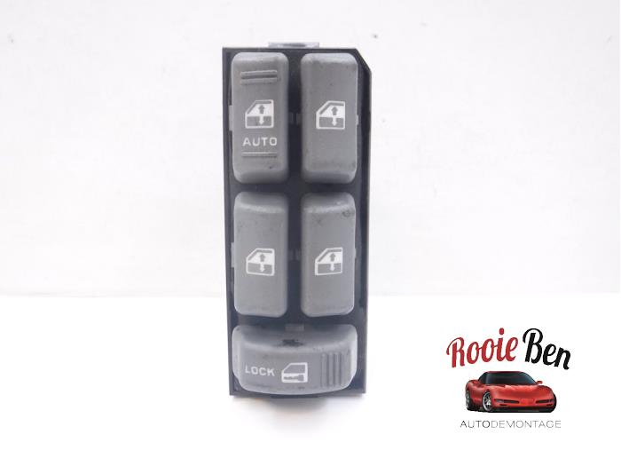 Usados Interruptor combinado de ventanillas Chevrolet Blazer 4.3 ZR2/Mid/S10 4x4 Precio € 10,00 Norma de margen ofrecido por Rooie Ben autodemontage