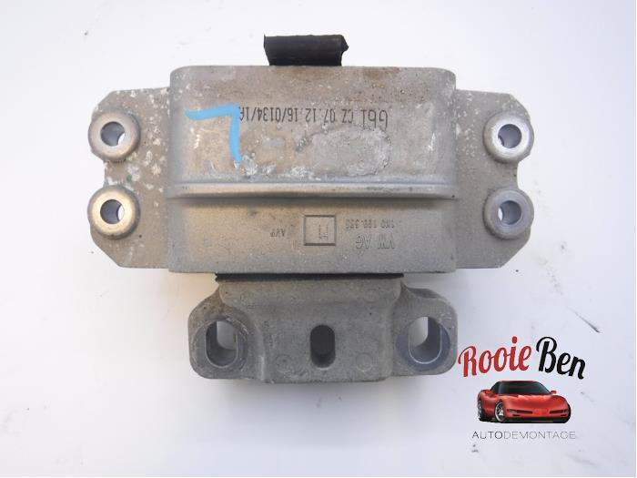 Usagé Support moteur Volkswagen Caddy Combi IV 2.0 TDI 75 Prix € 25,00 Règlement à la marge proposé par Rooie Ben autodemontage