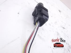 Lambda probe from a Volkswagen Caddy Combi IV 2.0 TDI 75 2018