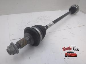 Used Front drive shaft, left Porsche 911 (991) 3.8 24V Turbo S Price on request offered by Rooie Ben autodemontage