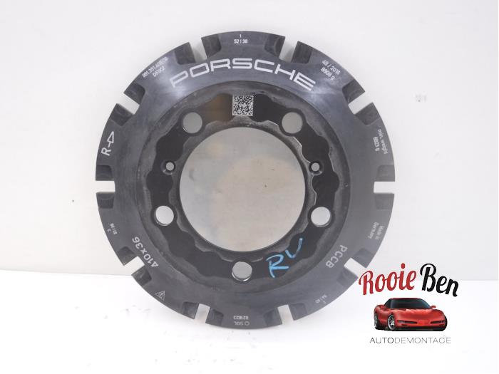 Front brake disc from a Porsche 911 (991) 3.8 24V Turbo S 2017