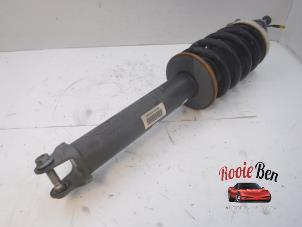 Used Rear shock absorber rod, right Porsche 911 (991) 3.8 24V Turbo S Price on request offered by Rooie Ben autodemontage