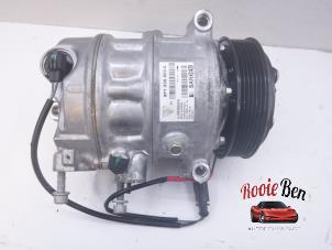 Used Air conditioning pump Porsche 911 (991) 3.8 24V Turbo S Price on request offered by Rooie Ben autodemontage
