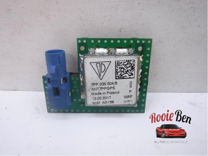 Używane Antena GPS Porsche 911 (991) 3.8 24V Turbo S Cena € 40,00 Procedura marży oferowane przez Rooie Ben autodemontage