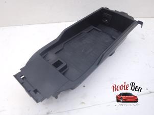 Used Phone holder Porsche 911 (991) 3.8 24V Turbo S Price on request offered by Rooie Ben autodemontage