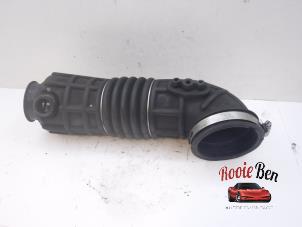 Used Air intake hose Jeep Patriot (MK74) 2.2 CRD 16V 4x4 Price on request offered by Rooie Ben autodemontage