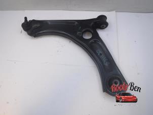 Used Front lower wishbone, left Volkswagen Caddy IV 2.0 TDI 75 Price on request offered by Rooie Ben autodemontage