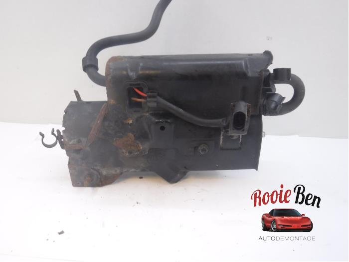 Gebrauchte Kraftstofffilter Volkswagen Transporter T5 2.0 TDI DRF Preis € 25,00 Margenregelung angeboten von Rooie Ben autodemontage