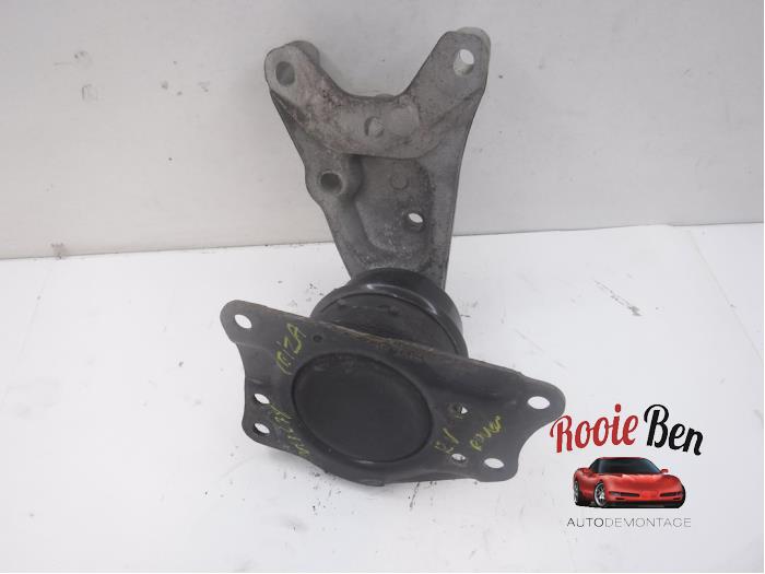 Engine mount from a Seat Ibiza III (6L1) 1.2 12V 2005