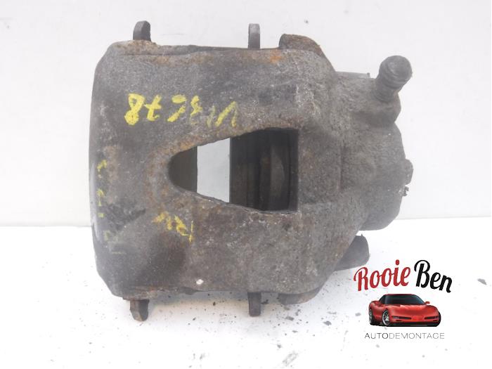 Begagnade Främre bromsok, höger Seat Ibiza III (6L1) 1.2 12V Pris € 20,00 Marginaltabell erbjuds av Rooie Ben autodemontage