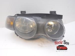 Used Headlight, right BMW 3 serie Compact (E46/5) 318td 16V Price € 30,00 Margin scheme offered by Rooie Ben autodemontage