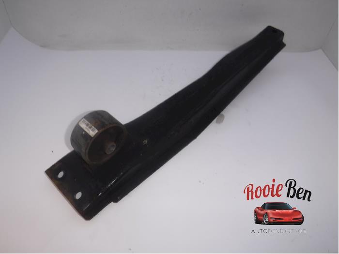 Usagé Support moteur Jeep Compass (PK) 2.2 CRD 16V 4x4 Prix € 50,00 Règlement à la marge proposé par Rooie Ben autodemontage