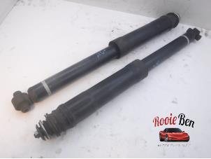 Used Shock absorber kit Toyota Prius (ZVW3) 1.8 16V Price on request offered by Rooie Ben autodemontage