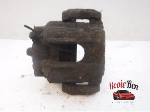 Used Rear brake calliper, right BMW X3 (E83) 2.0d 16V Price on request offered by Rooie Ben autodemontage