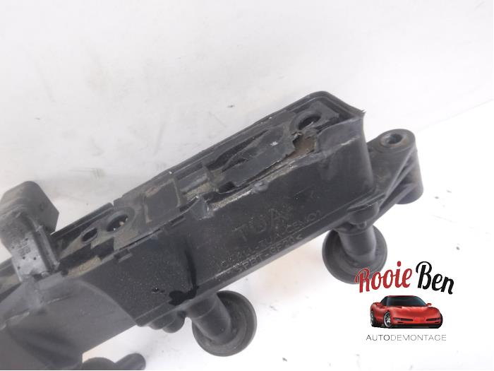 Zündspule van een Peugeot 207/207+ (WA/WC/WM) 1.4 2011