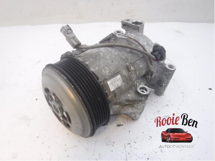 Usagé Pompe clim Toyota Yaris III (P13) 1.4 D-4D-F Prix € 150,00 Règlement à la marge proposé par Rooie Ben autodemontage