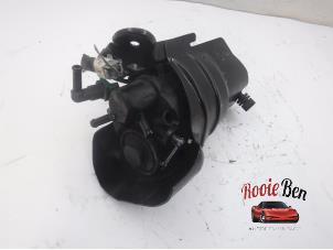 Used Fuel filter Toyota Yaris III (P13) 1.4 D-4D-F Price on request offered by Rooie Ben autodemontage