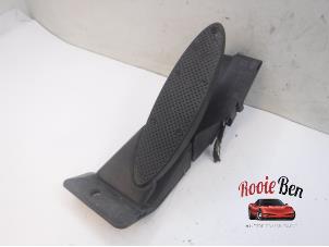Used Accelerator pedal Mini Clubman (R55) 1.6 16V Cooper Price on request offered by Rooie Ben autodemontage