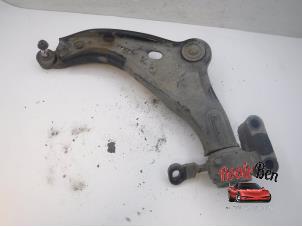 Used Front lower wishbone, left Mini Clubman (R55) 1.6 16V Cooper Price on request offered by Rooie Ben autodemontage