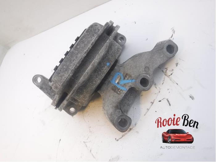 Used Engine mount Seat Ibiza V (KJB) 1.0 TSI 12V Price € 25,00 Margin scheme offered by Rooie Ben autodemontage