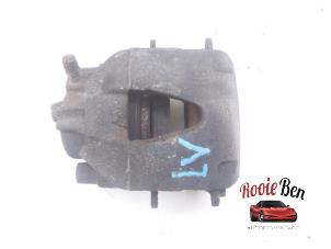 Used Front brake calliper, left Seat Ibiza V (KJB) 1.0 TSI 12V Price on request offered by Rooie Ben autodemontage