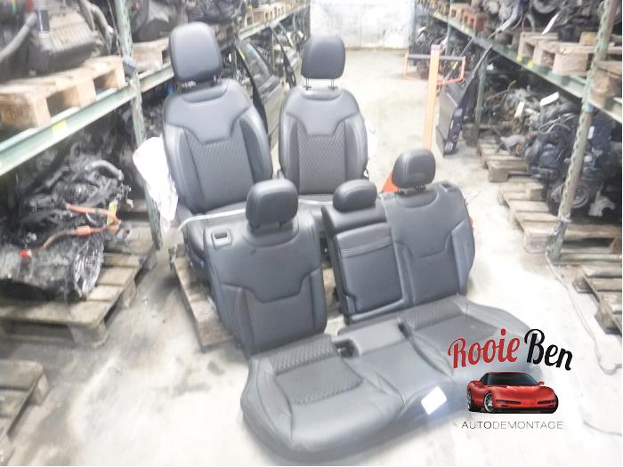 Seats + rear seat (complete) from a Jeep Compass (MP) 1.4 Multi Air2 16V 4x4 2019