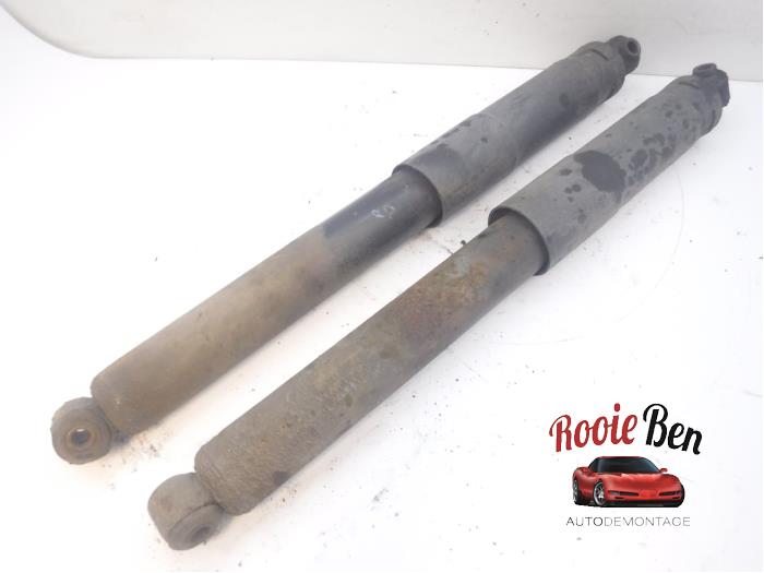 Shock absorber kit from a Jeep Grand Cherokee (WG/WJ) 4.0i 2001