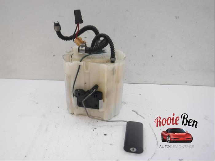 Begagnade Bensinpump Mercedes A (W176) 2.0 A-250 Turbo 16V Pris € 50,00 Marginaltabell erbjuds av Rooie Ben autodemontage
