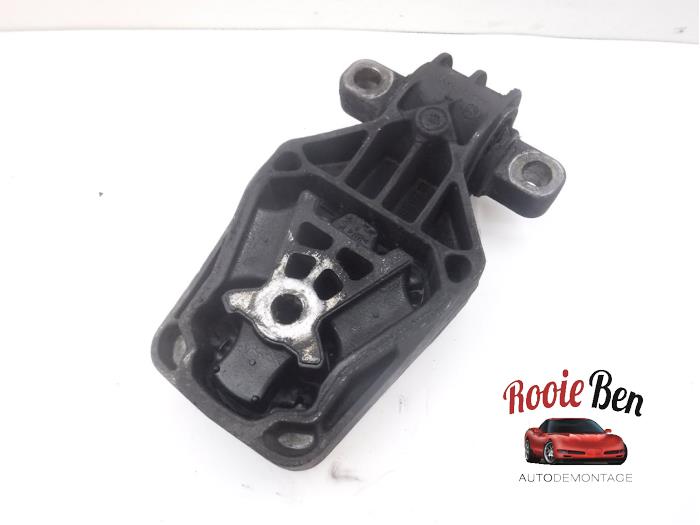 Gebrauchte Motorlager Mercedes A (W176) 2.0 A-250 Turbo 16V Preis € 25,00 Margenregelung angeboten von Rooie Ben autodemontage