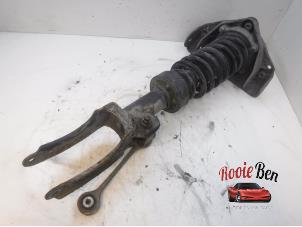 Used Front shock absorber rod, right Volkswagen Touareg (7LA/7L6) 2.5 TDI R5 Price € 60,00 Margin scheme offered by Rooie Ben autodemontage