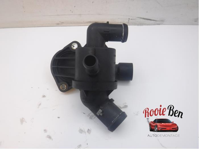 Gebrauchte Thermostatgehäuse Volkswagen Touran (1T3) 2.0 TDI 16V 140 Preis € 10,00 Margenregelung angeboten von Rooie Ben autodemontage