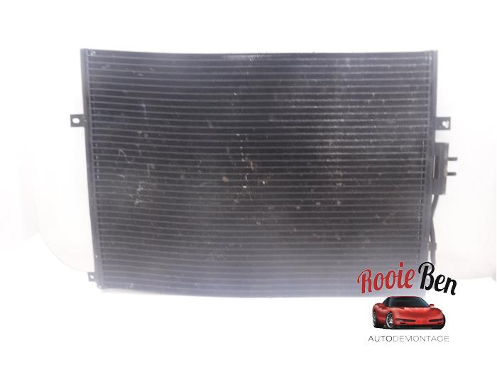 Usagé Radiateur clim Jeep Grand Cherokee (WG/WJ) 4.7i V-8 Lmited Prix sur demande proposé par Rooie Ben autodemontage