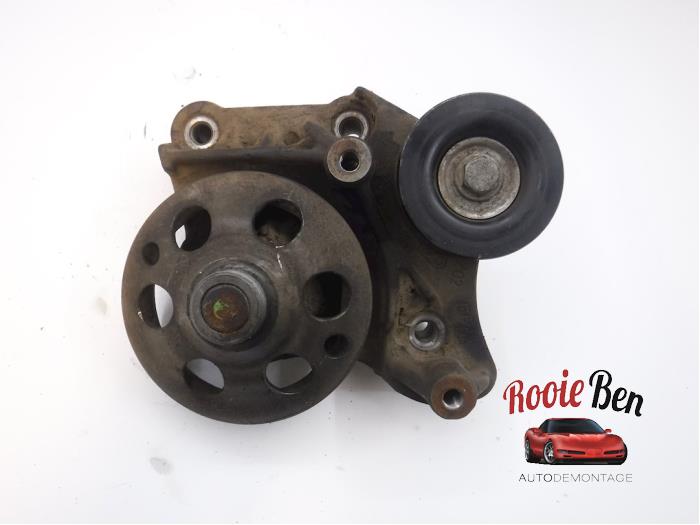 Usados Rodillo tensor correa múltiple Dodge Nitro 2.8 CRD 16V 4x4 Precio € 15,00 Norma de margen ofrecido por Rooie Ben autodemontage